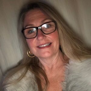 Meet your Posher, Sheri